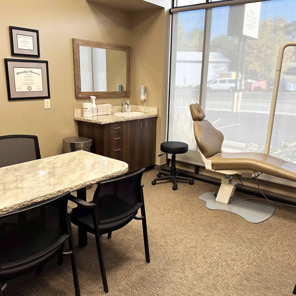 burckhard-ortho-hero-square-treatment-office-new